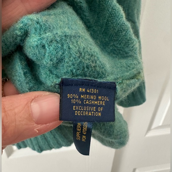 Ralph Lauren cashmere wool blend V-neck sweater - Picture 5 of 6